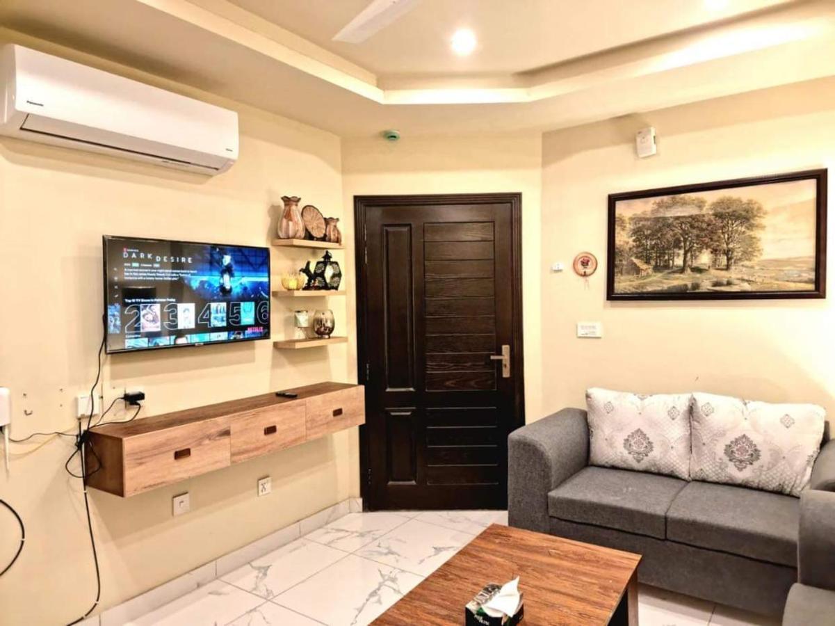 Comfortable & Lovely 1 Bed Apt In Bahria Town ラーワルピンディー エクステリア 写真